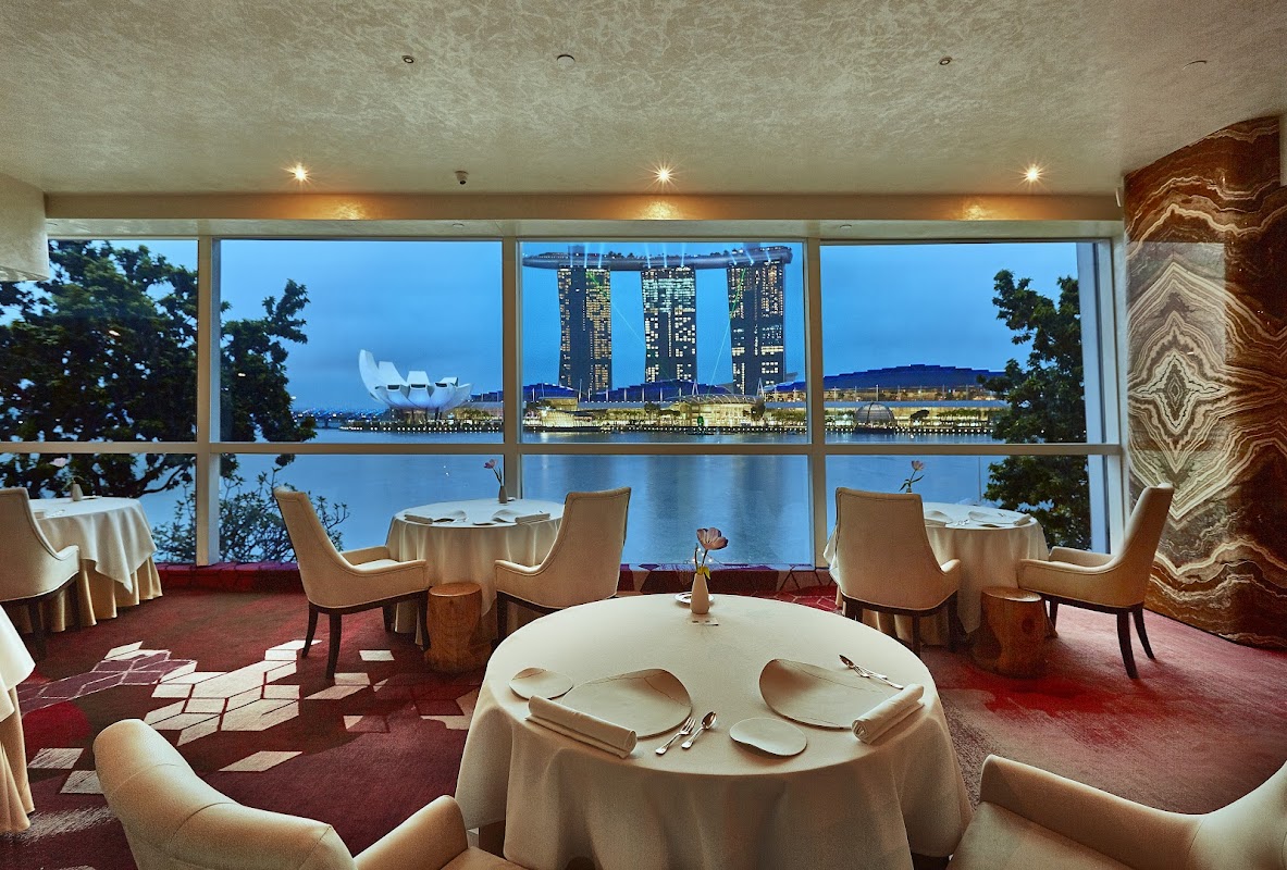 Saint Pierre | MICHELIN two-star in Singapore | AI Fine Dining