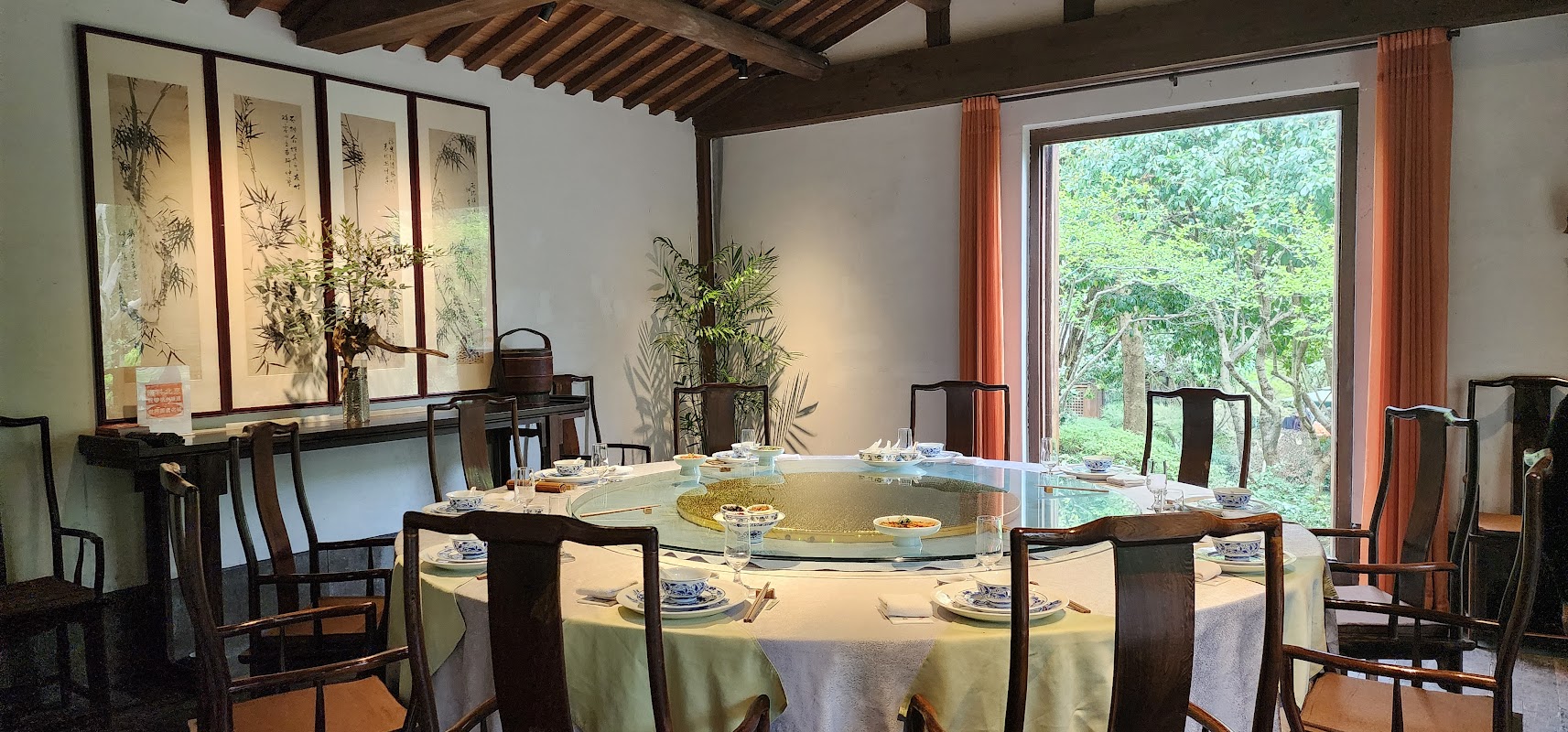 Longjing Manor