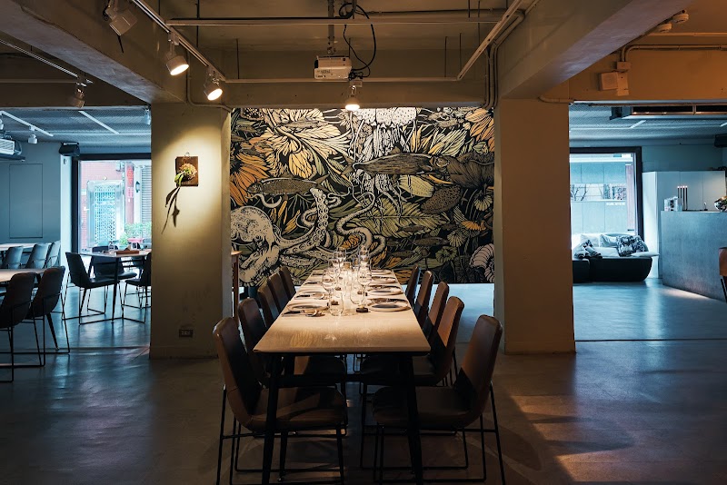 VG the Seafood Bar