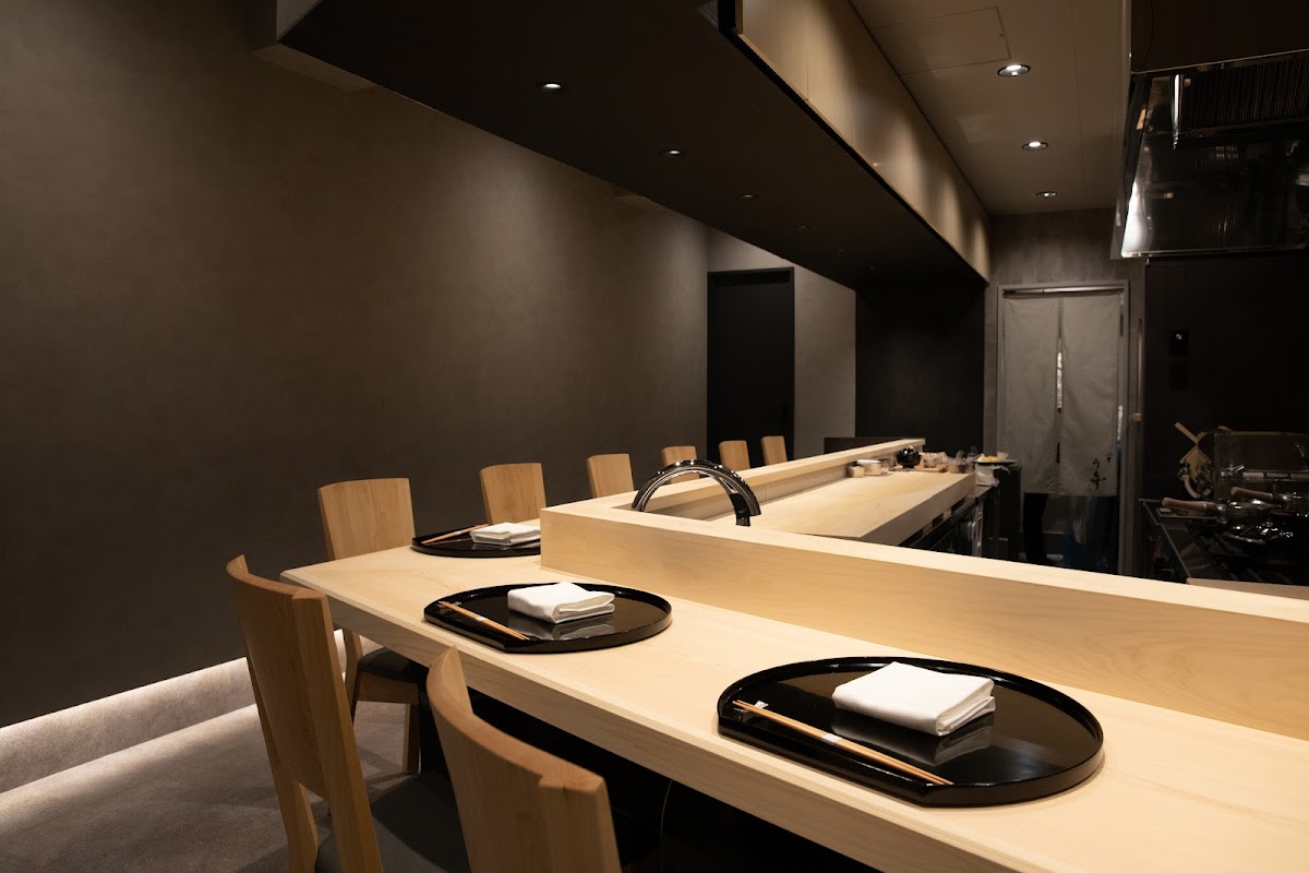 Yakumo Uezu | MICHELIN one-star in Tokyo | AI Fine Dining