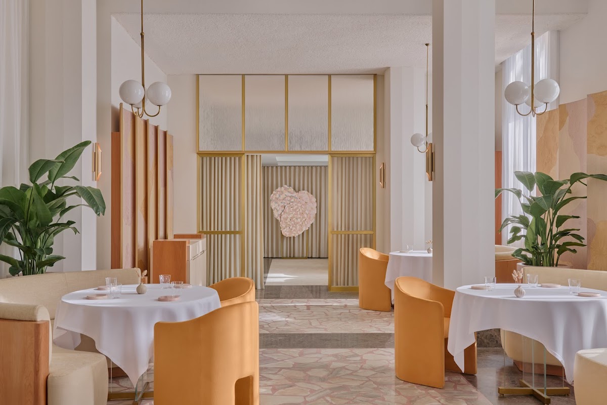 Odette | MICHELIN three-star in Singapore | AI Fine Dining