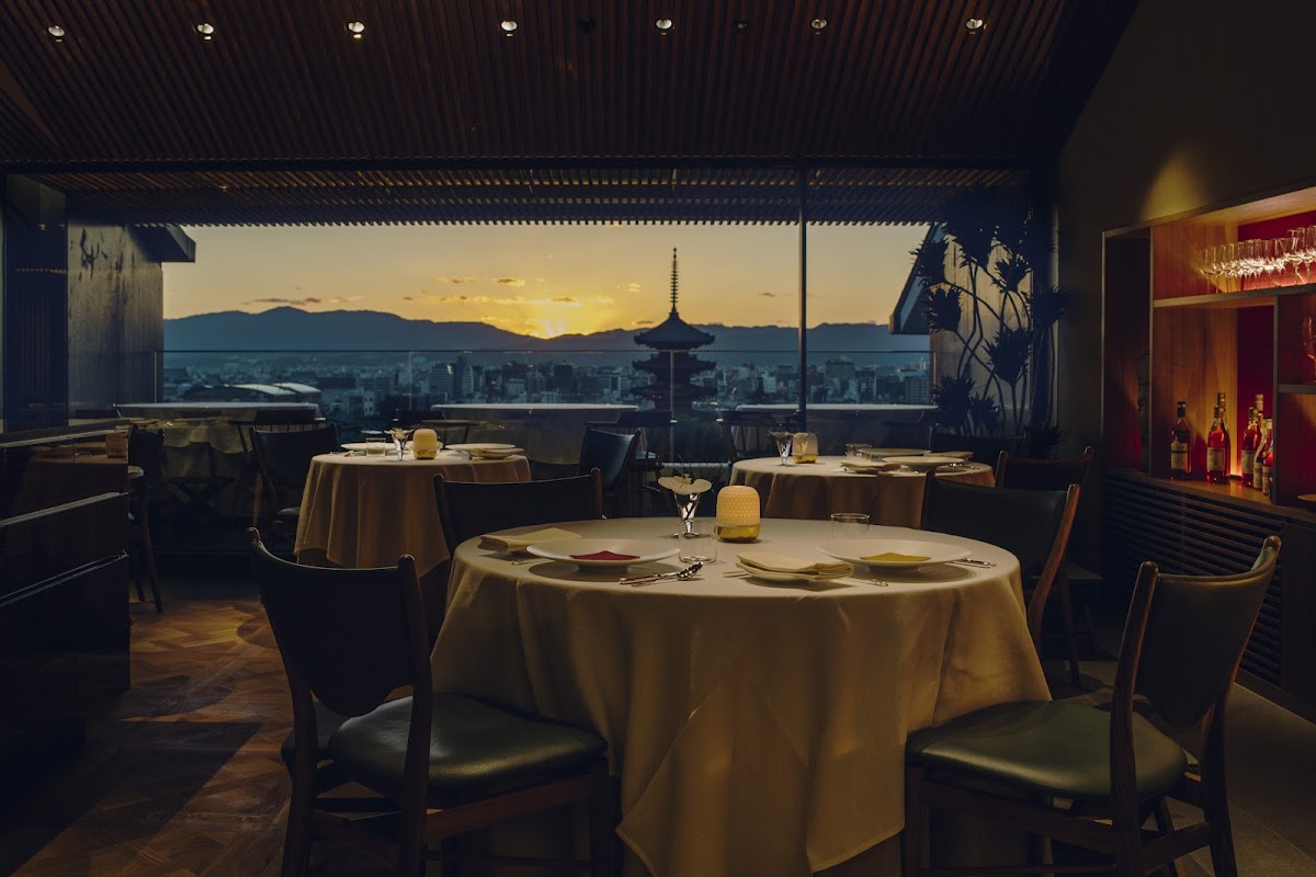 Restaurant Hiramatsu Kodaiji