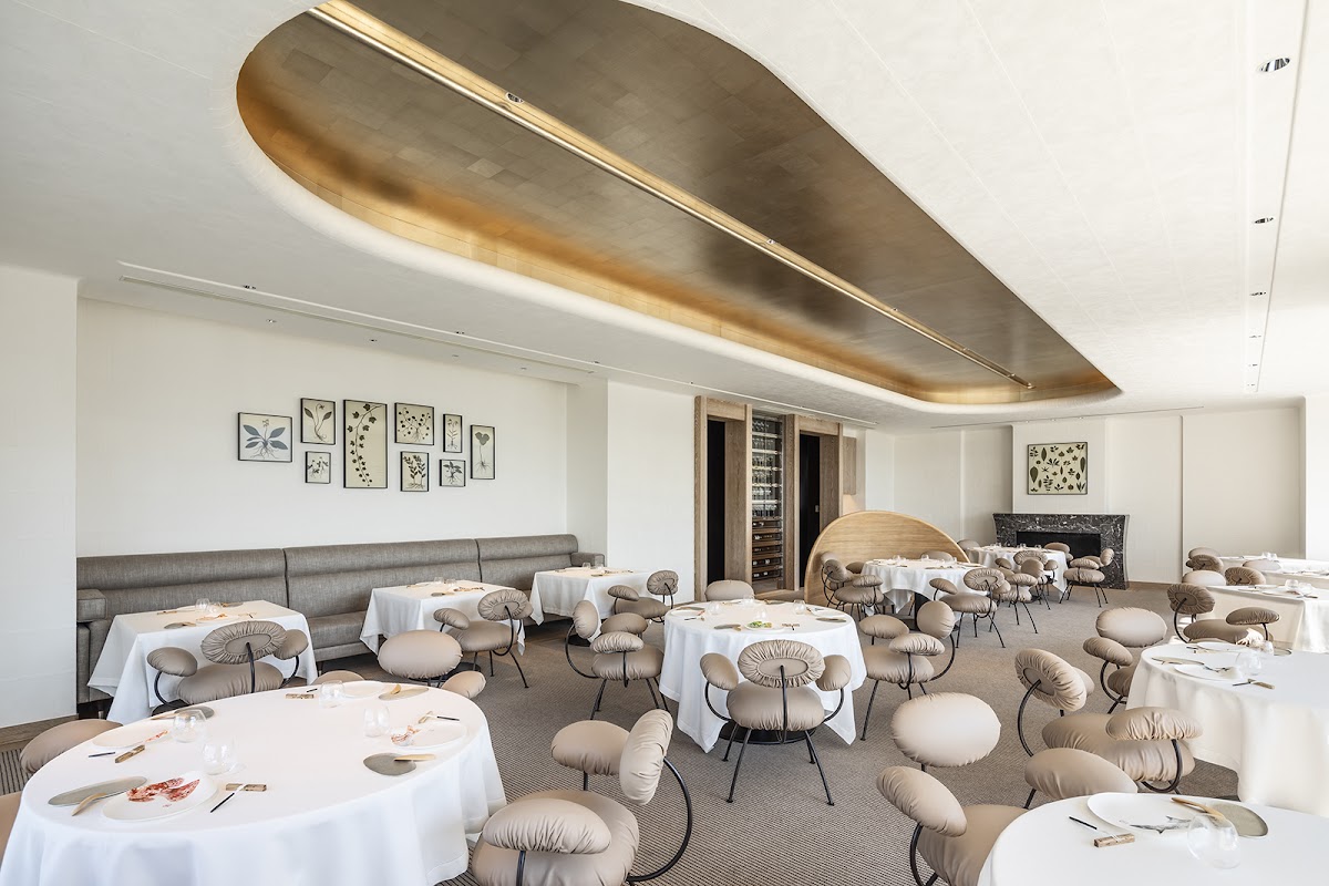 ESTERRE by Alain Ducasse | MICHELIN one-star in Tokyo | AI Fine Dining