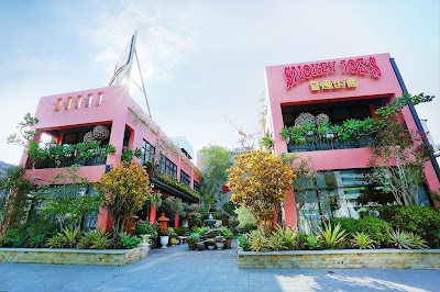 冒煙的喬 台中國美店